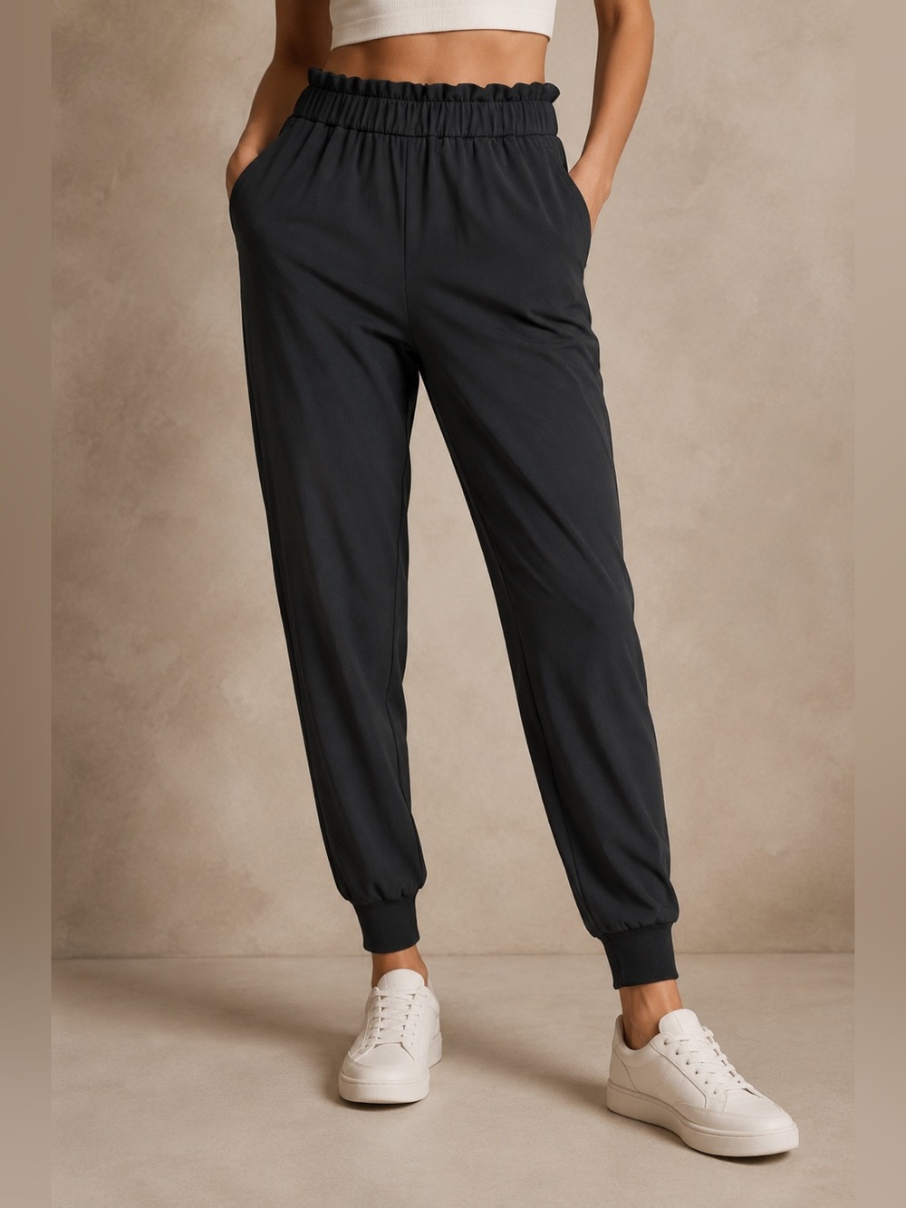 Lululemon On The Fly Jogger Pants - Size 4